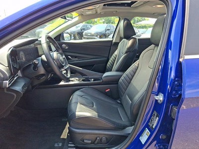 2023 Hyundai ELANTRA Limited IVT