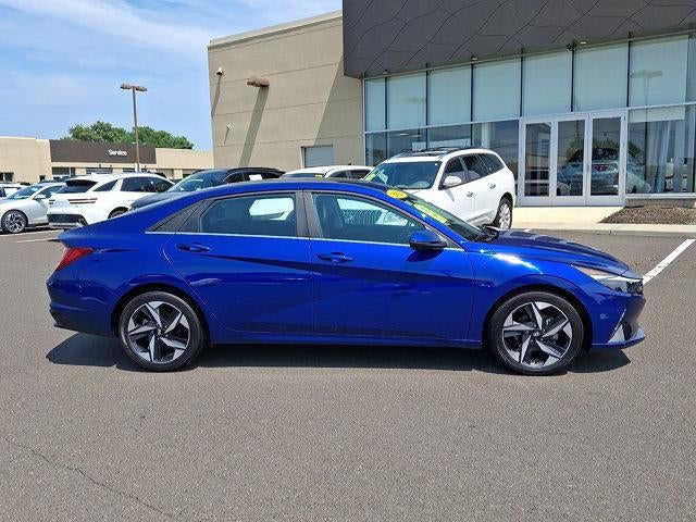 2023 Hyundai ELANTRA Limited IVT