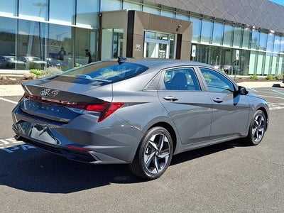 2023 Hyundai ELANTRA SEL IVT Convenience