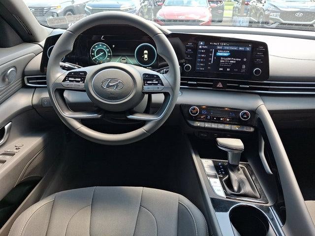 2021 Hyundai ELANTRA SEL IVT