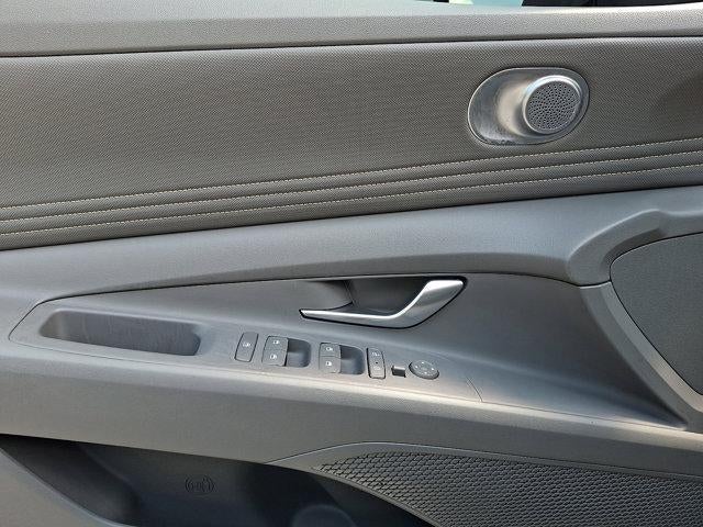 2021 Hyundai ELANTRA SEL IVT