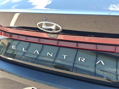 2021 Hyundai ELANTRA SEL IVT