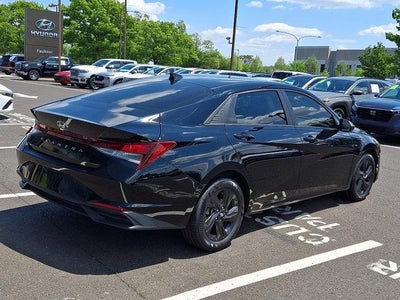 2021 Hyundai ELANTRA SEL IVT