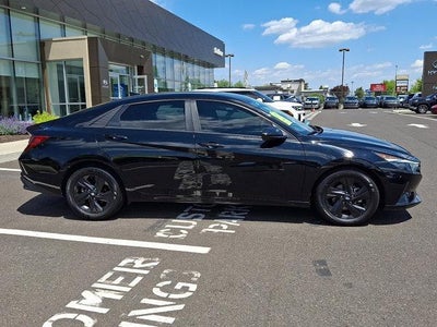2021 Hyundai ELANTRA SEL IVT