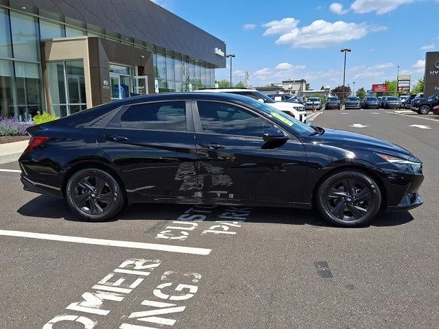 2021 Hyundai ELANTRA SEL IVT