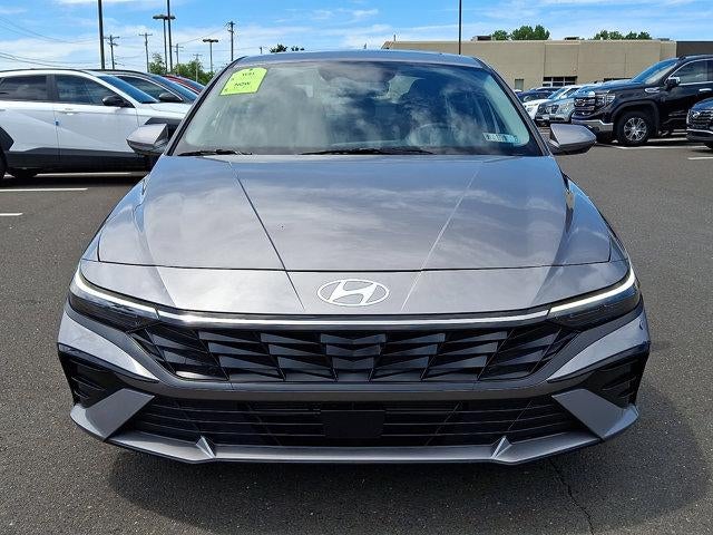 2024 Hyundai ELANTRA SEL IVT
