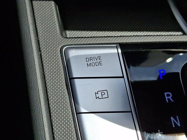 2024 Hyundai ELANTRA SEL IVT