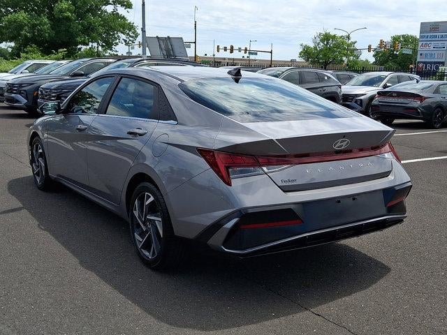 2024 Hyundai ELANTRA SEL IVT