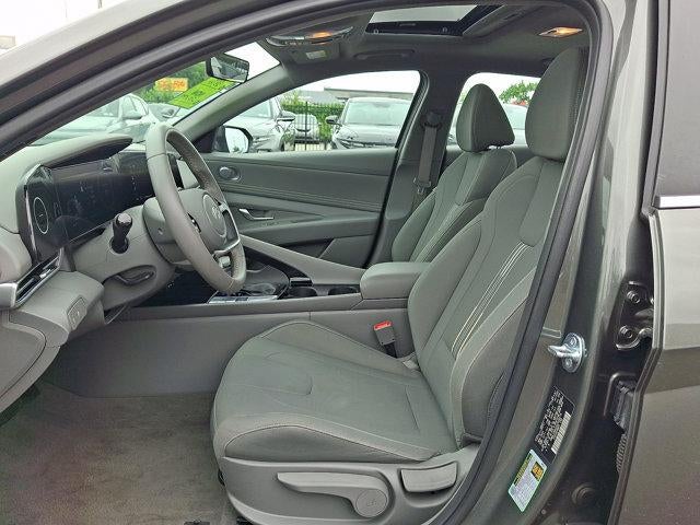 2025 Hyundai ELANTRA SEL Convenience IVT