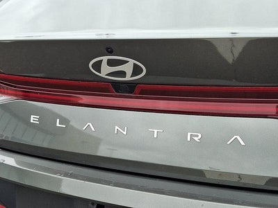 2025 Hyundai ELANTRA SEL Convenience IVT