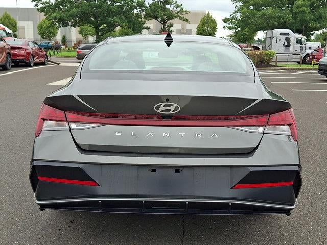 2025 Hyundai ELANTRA SEL Convenience IVT