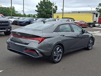 2025 Hyundai ELANTRA SEL Convenience IVT