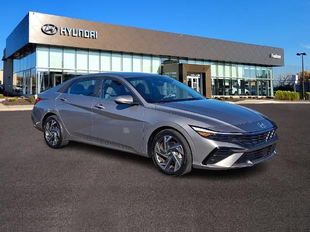 2024 Hyundai ELANTRA SEL IVT