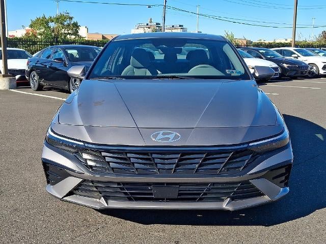 2024 Hyundai ELANTRA SEL IVT