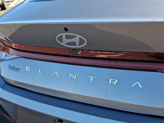 2024 Hyundai ELANTRA SEL IVT