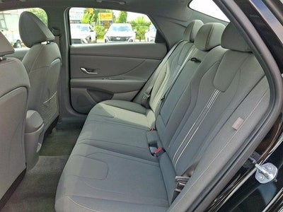 2025 Hyundai ELANTRA SEL Convenience IVT