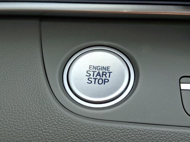 2025 Hyundai ELANTRA SEL Convenience IVT