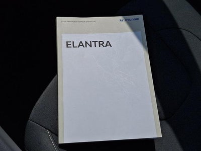 2025 Hyundai ELANTRA SEL Convenience IVT