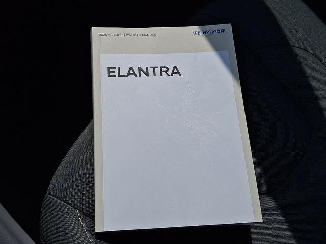 2025 Hyundai ELANTRA SEL Convenience IVT