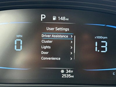 2023 Hyundai VENUE SE IVT