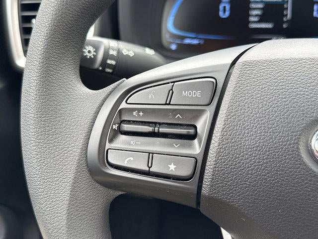 2023 Hyundai VENUE SE IVT