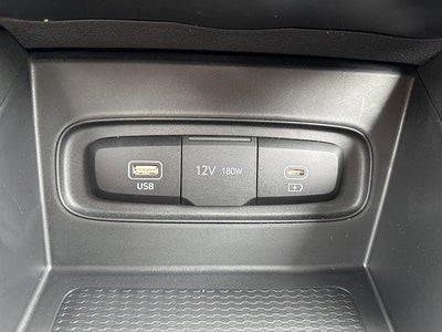 2023 Hyundai VENUE SE IVT