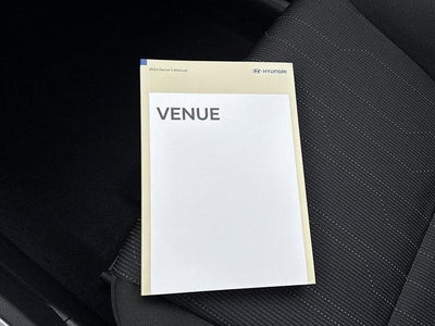 2023 Hyundai VENUE SE IVT
