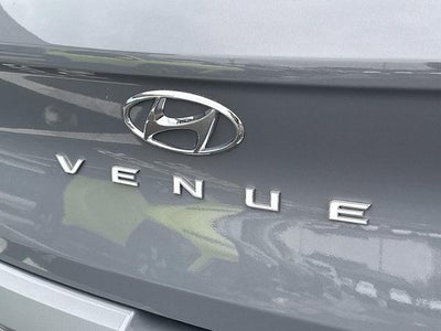2023 Hyundai VENUE SE IVT