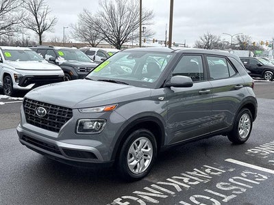 2023 Hyundai VENUE SE IVT