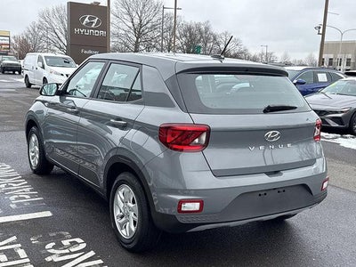 2023 Hyundai VENUE SE IVT