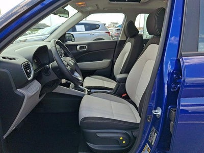 2023 Hyundai VENUE SEL IVT