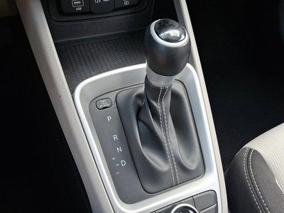 2023 Hyundai VENUE SEL IVT
