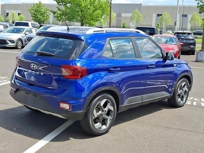 2023 Hyundai VENUE SEL IVT