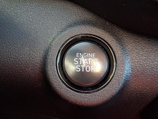2025 Hyundai VENUE SEL IVT