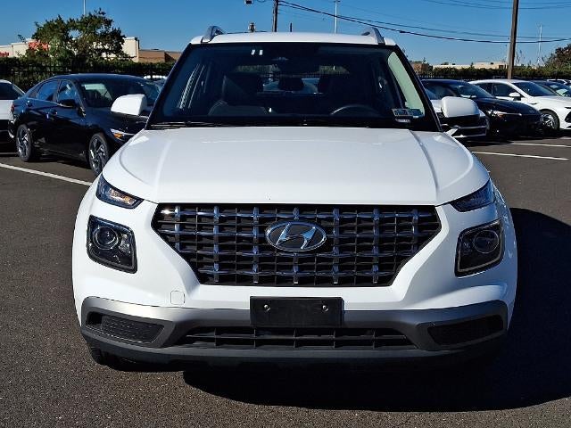 2025 Hyundai VENUE SEL IVT