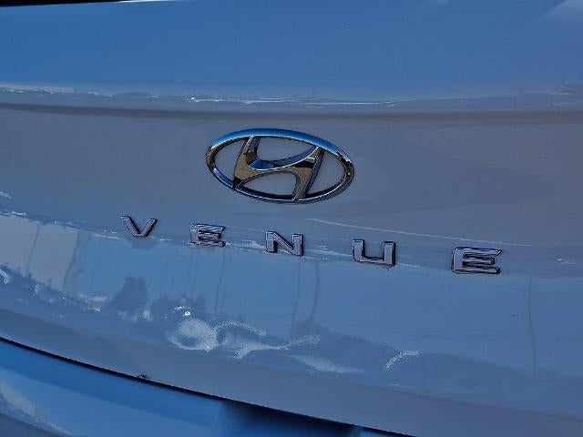 2025 Hyundai VENUE SEL IVT