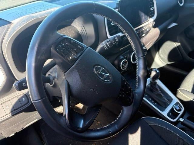 2024 Hyundai VENUE Limited IVT