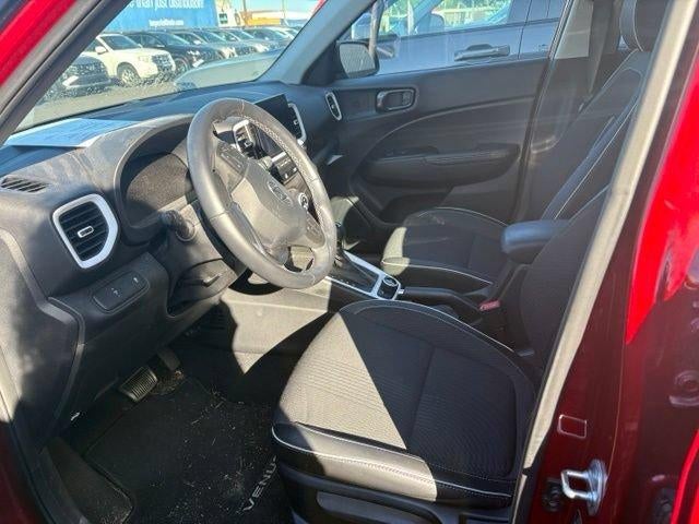 2024 Hyundai VENUE Limited IVT