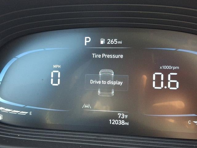 2024 Hyundai VENUE SEL IVT