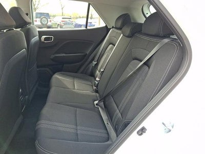 2025 Hyundai VENUE SEL IVT