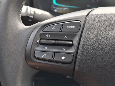 2025 Hyundai VENUE SEL IVT