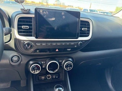 2023 Hyundai VENUE Limited IVT