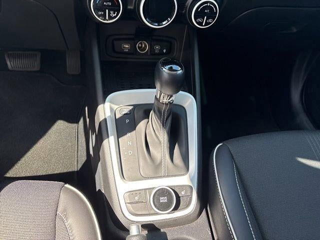 2023 Hyundai VENUE Limited IVT