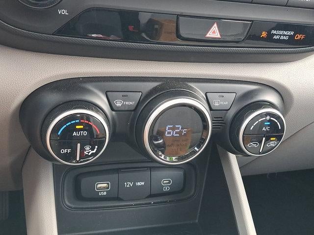 2023 Hyundai VENUE SEL IVT