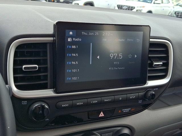2023 Hyundai VENUE SEL IVT