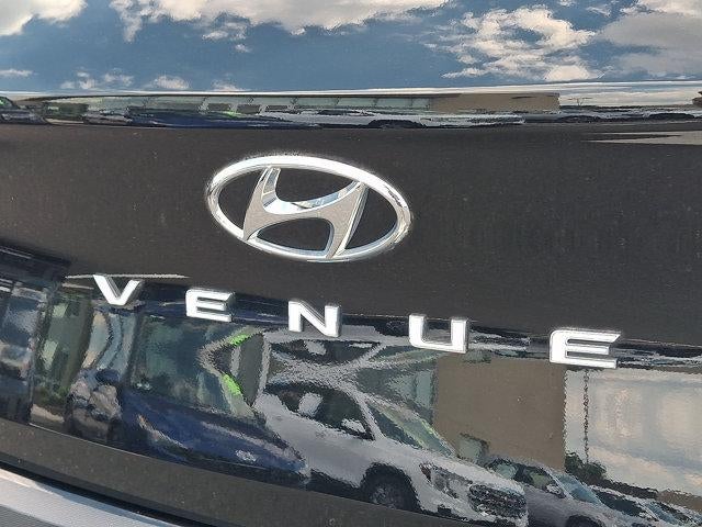 2023 Hyundai VENUE SEL IVT