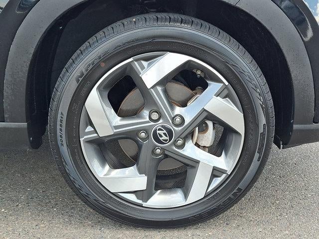 2023 Hyundai VENUE SEL IVT