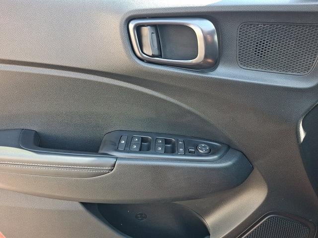 2023 Hyundai VENUE Limited IVT