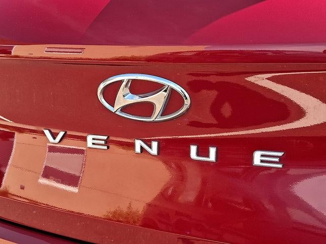 2023 Hyundai VENUE Limited IVT