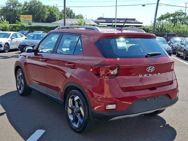 2023 Hyundai VENUE Limited IVT